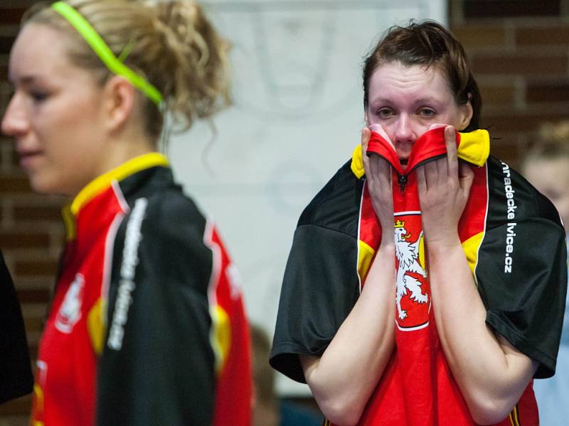 Ženská basketbalová liga - finále play off: TJ Sokol Hradec Králové - ZVVZ USK Praha.