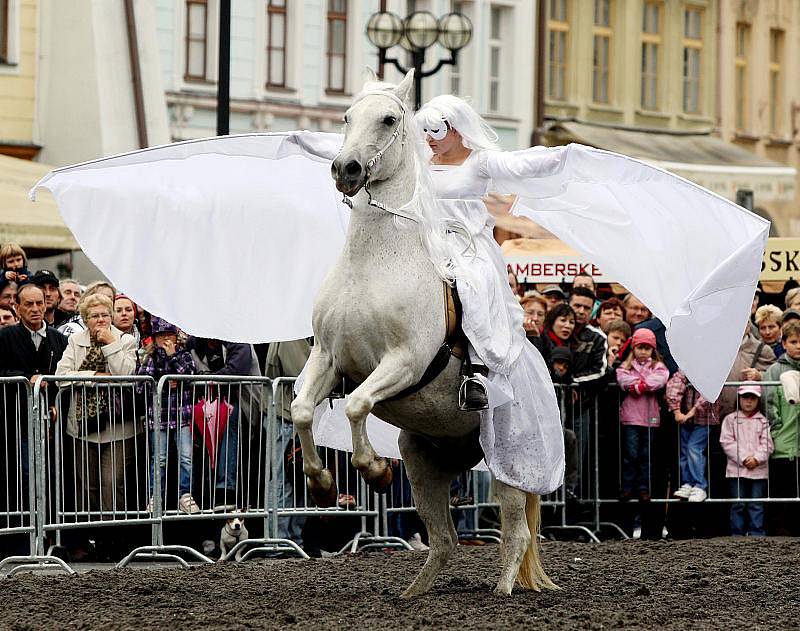 Svatováclavské slavnosti na hradeckém Velkém náměstí, 28. září 2010.