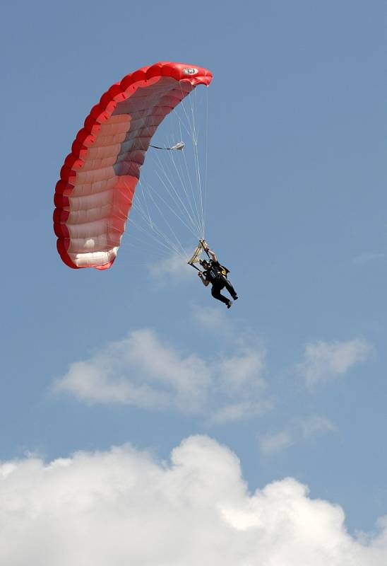 Open Skies for Handicaped na letišti v Hradci Králové.