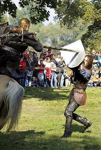 Z vystoupení historické skupiny Ordo Kromen.