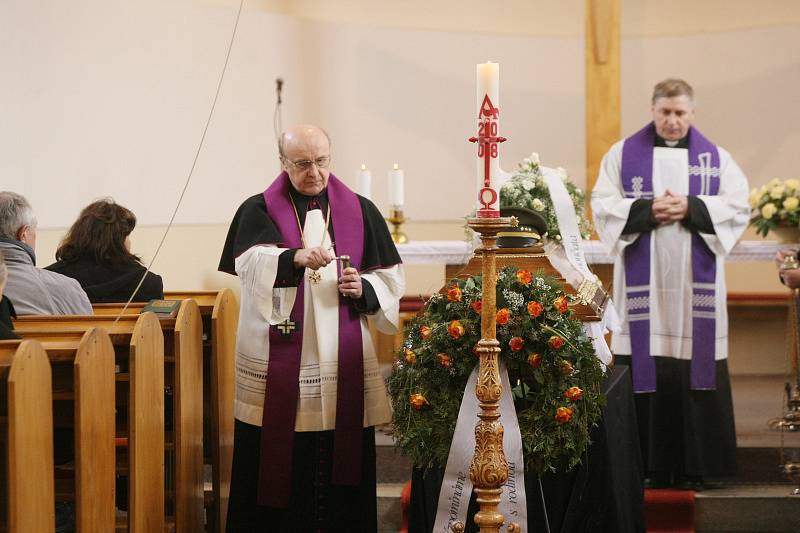 Pohřeb Hvězdoslava Štefana v Hradci Králové.