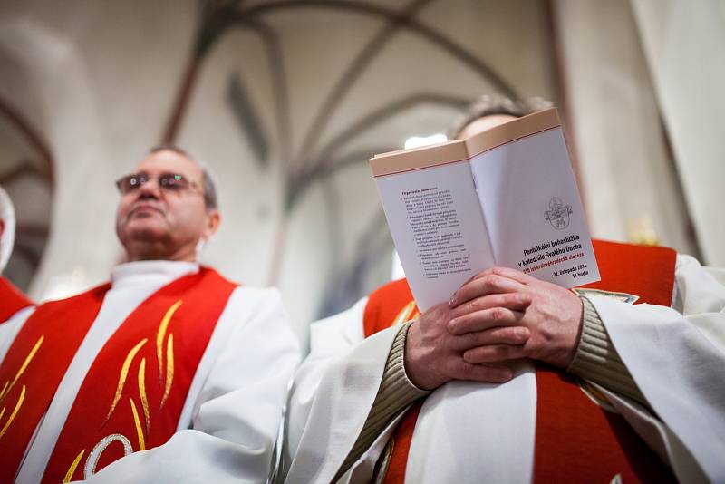 Oslavy 350 let biskupství v Hradci Králové.