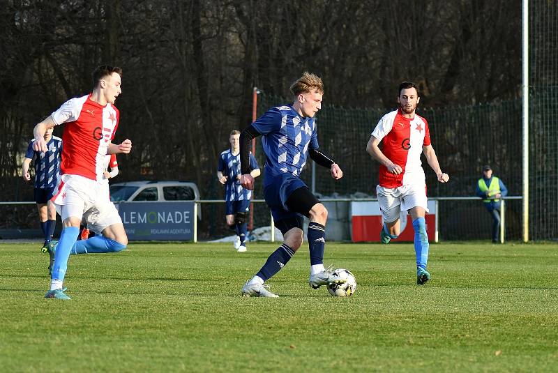 Krajský přebor: Slavia Hradec Králové (červenobílí) - Třebeš 0:2