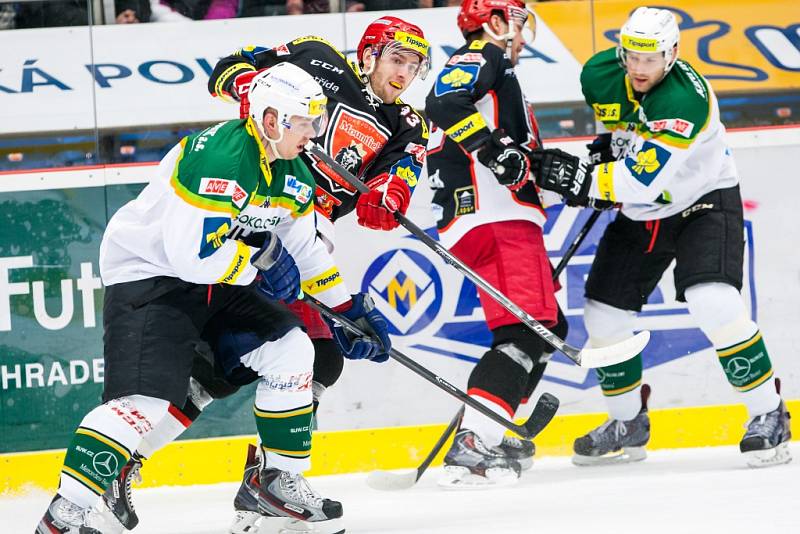 Tipsport extraliga ledního hokeje: Mountfield HK - HC Energie Karlovy Vary.