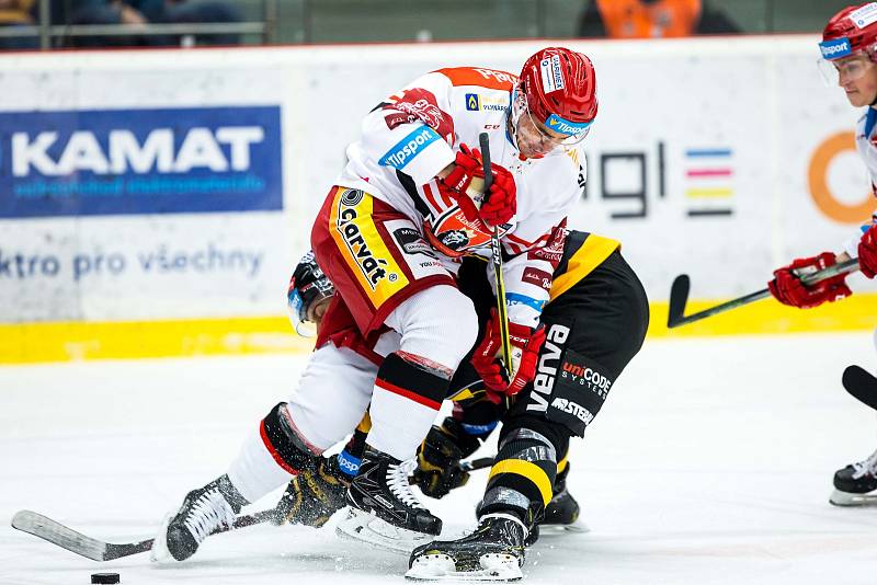 Hokejová extraliga: Mountfield HK - HC Verva Litvínov.