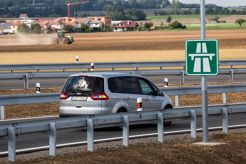 Otevření nového useku D11 u Hradce Králové