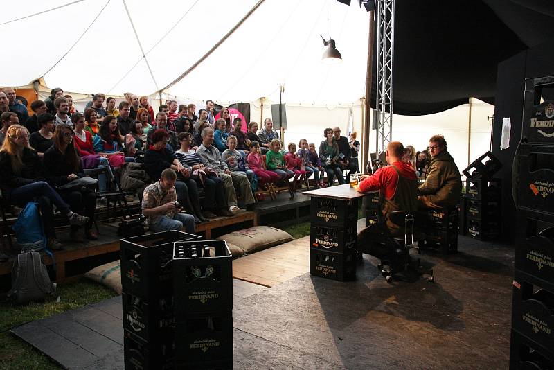 Open Air Program divadelního festivalu v Hradci Králové.