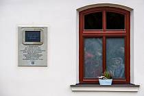  V Černilově na Královéhradecku odhalili 13. října 2021 pamětní desku věnovanou Bohuslavu Horákovi, osobnosti protinacistického a protikomunistického odboje v Československu a manželovi popravené političky Milady Horákové.