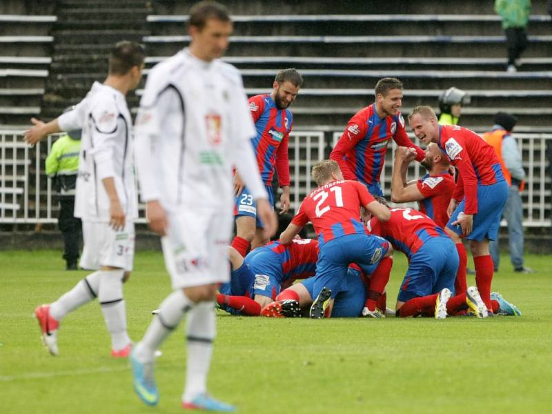 Fotbalová I. Gambrinus liga: FC Hradec Králové - FC Viktoria Plzeň.