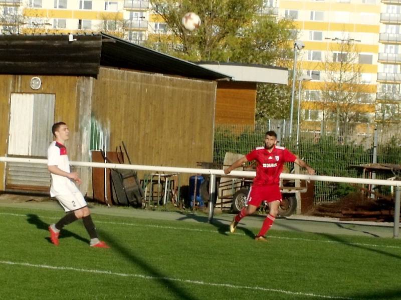 Krajský přebor fotbalistů: TJ Sokol Třebeš - SK Libčany.