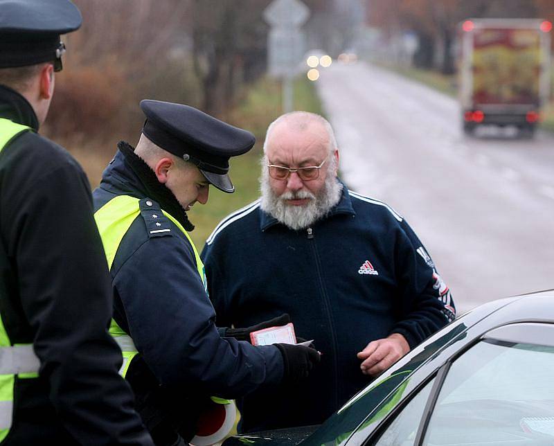 Jednadvacet přestupků a téměř 12 tisíc korun vybraných na pokutách. Takový výsledek přinesla dopravně bezpečnostní akce policie v pátek v Hradci.