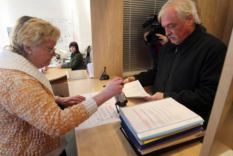 Petici proti Atolu v Hradci podepsalo více než 8300 lidí