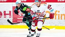 Hokejová extraliga: Mountfield HK - HC Energie Karlovy Vary.