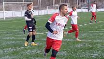 Přátelské utkání FC Hradec Králové B (v černém) vs. Chlumec nad Cidlinou.