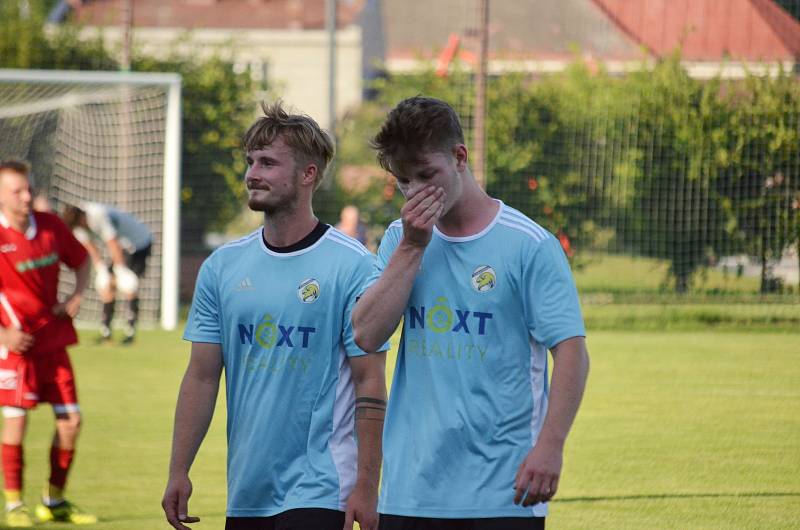 VÝHRA. Fotbalisté Stěžer porazili v úvodním utkání sezony I. B třídy Smiřice 5:0..