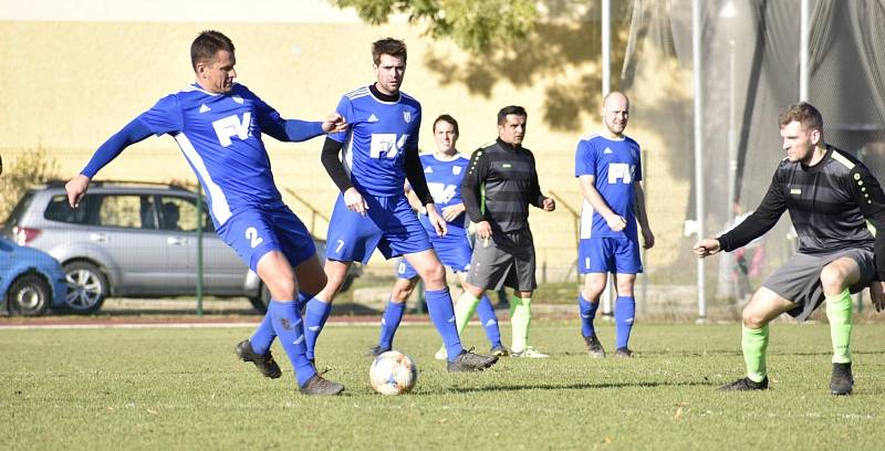 Dvorská rezerva nezvládla okresní derby. Žacléři podlehla 2:5.