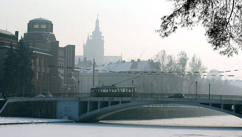 Hradec Králové zasáhly 27. ledna 2010 silné mrazy, teplota klesla až na – 24 stupně.