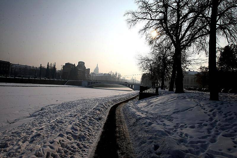 Hradec Králové zasáhly 27. ledna 2010 silné mrazy, teplota klesla až na – 24 stupně.