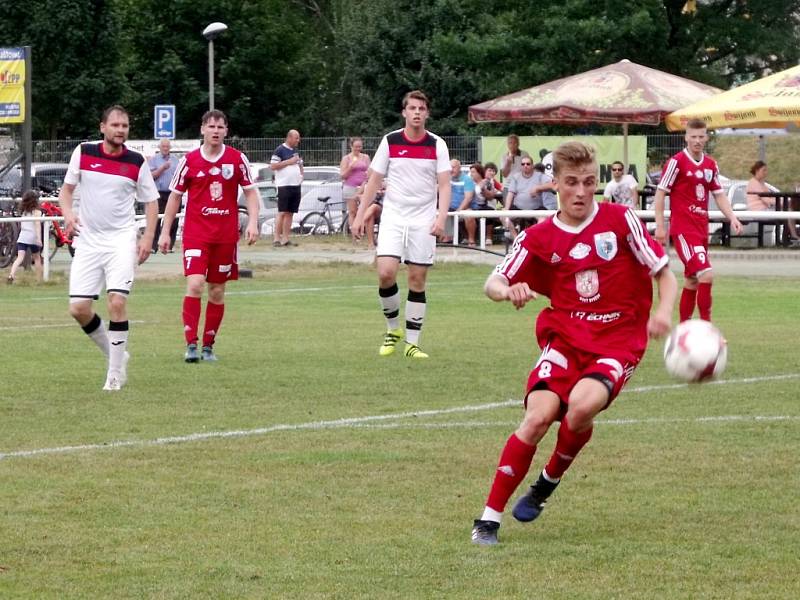 Krajský přebor ve fotbale: TJ Sokol Třebeš - RMSK Cidlina Nový Bydžov.