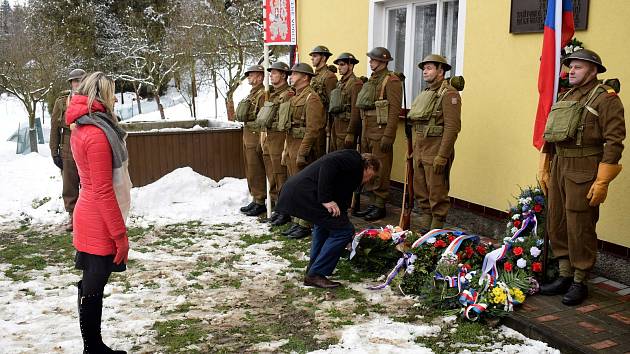 Vzpomínkový akt k 73. výročí příchodu paraskupiny Barium do Žamberka - Polska.