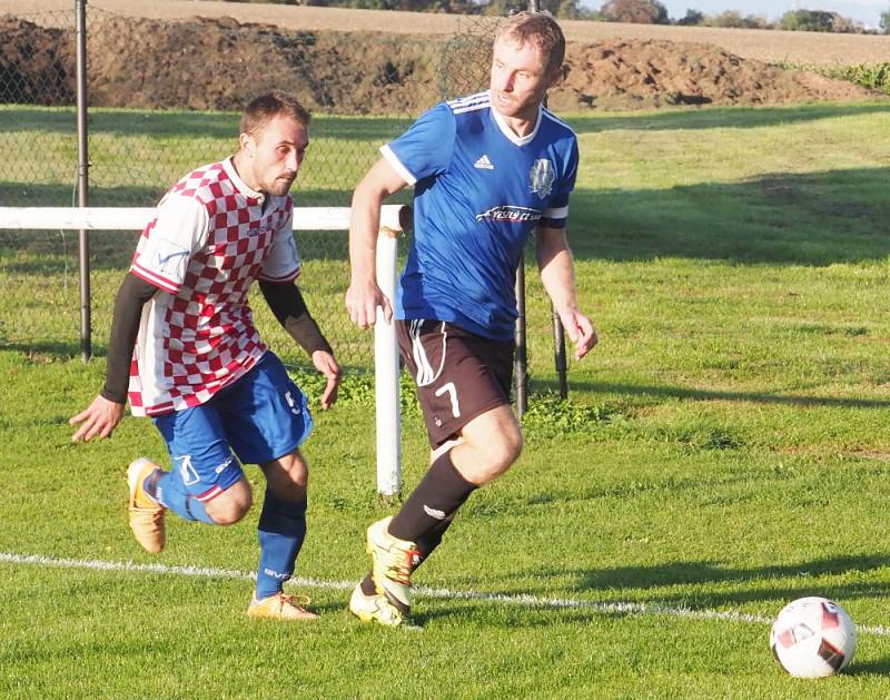 Okresní fotbalová III. třída: Neděliště - Dobřenice.