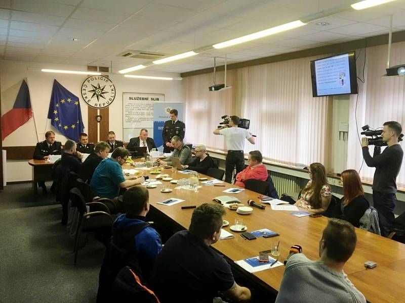 Bilanční tisková konference královéhradecké policie za rok 2017.