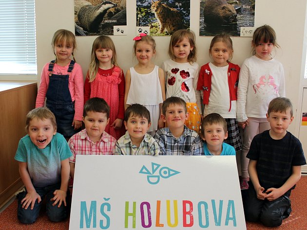 MŠ Holubova - třída Hvězdičky: Šárka, Míša, Bára, Lilča, Kája, Sofie, Matěj, Vráťa, Standa, Vašek, Fanda, Tobiáš.
