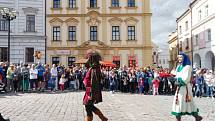 Královna Eliška navštívila Hradec, chystá se ohňostroj