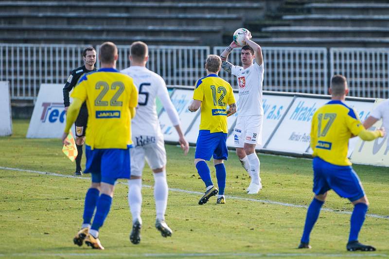 Fotbalová FORTUNA:NÁRODNÍ LIGA: FC Hradec Králové - FK Varnsdorf.