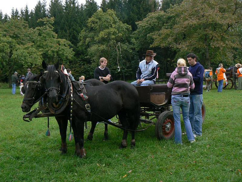 3. Hubertova jízda v Horních Černůtkách (sobota 25. září 2010).