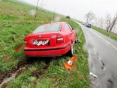 Dopravní nehoda dvou osobních automobilů mezi obcemi Dolní Přím a Lubno.