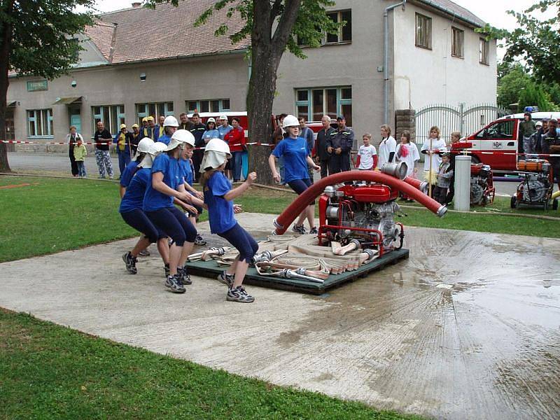 Lidé svatého Floriana: SDH Chudeřice.