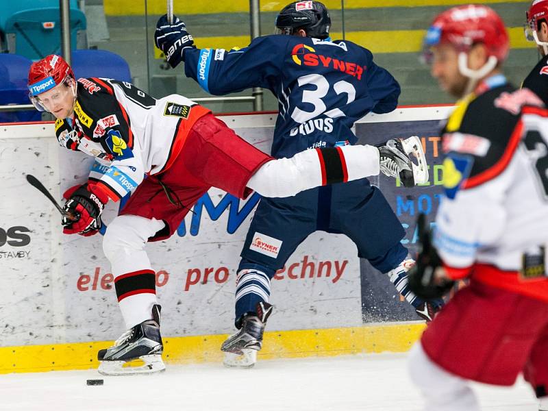 Hokejová extraliga: Mountfield HK - Bílí Tygři Liberec.