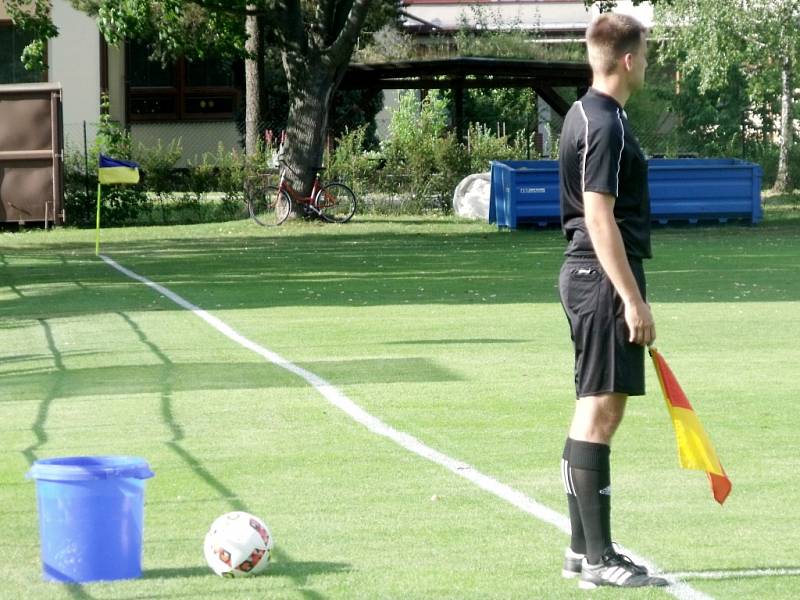 Krajská fotbalová I. A třída: FK Kratonohy B - FK Černilov.