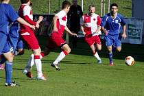 Krajský přebor ve fotbale: FC Slavia Hradec Králové - RMSK Cidlina Nový Bydžov.