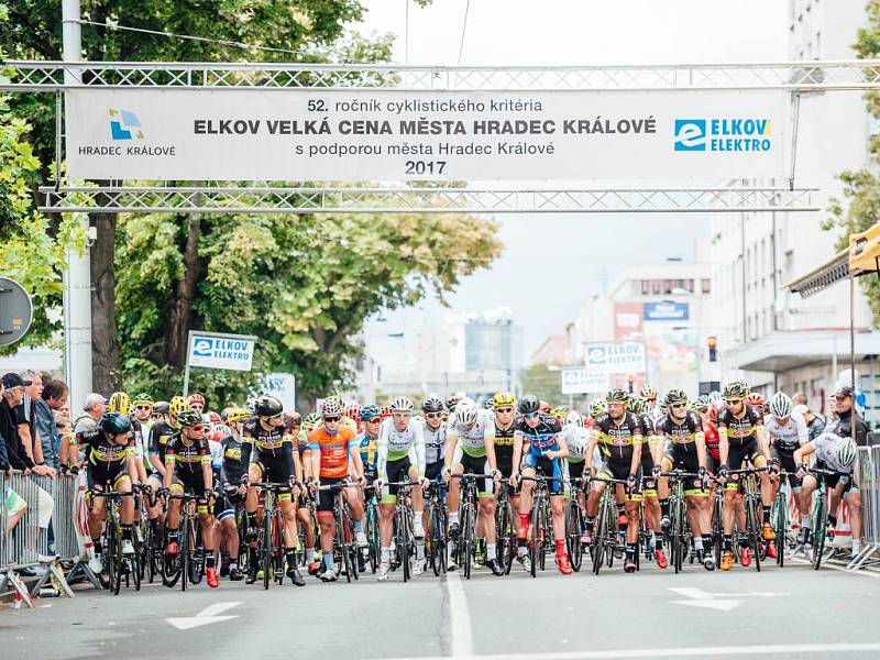 Cyklistické kritérium Elkov Velká cena města Hradec Králové.