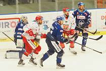 Extraliga - 21. kolo: Mountfield HK - HC Rytíři Kladno.