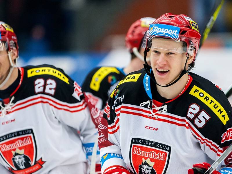 Hokejová extraliga: Mountfield HK - Bílí Tygři Liberec.