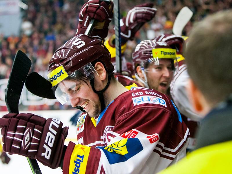 Hokejová extraliga - play off České pojišťovny - 4. zápas čtvrtfinále: Mountfield HK - HC Sparta Praha.