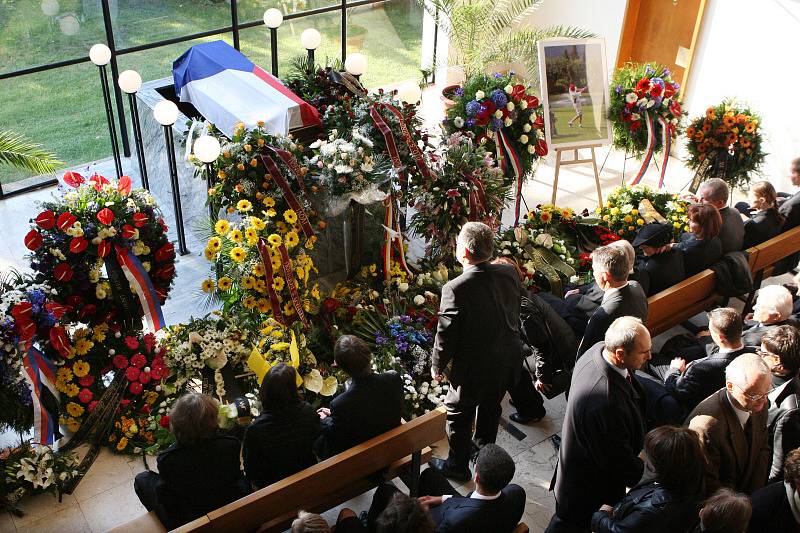 Pohřeb českého velvyslance v Pákistánu Iva Žďárka