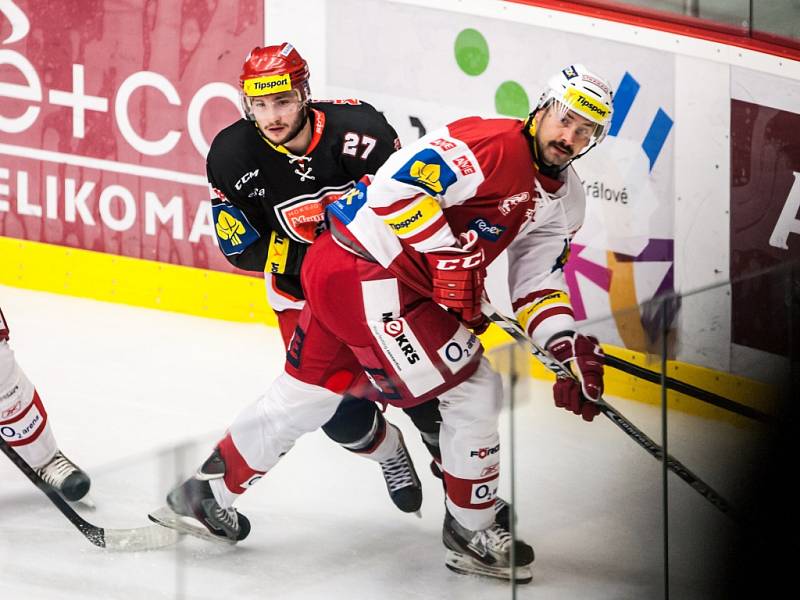 Hokejová extraliga: Mountfield HK - HC Slavia Praha.