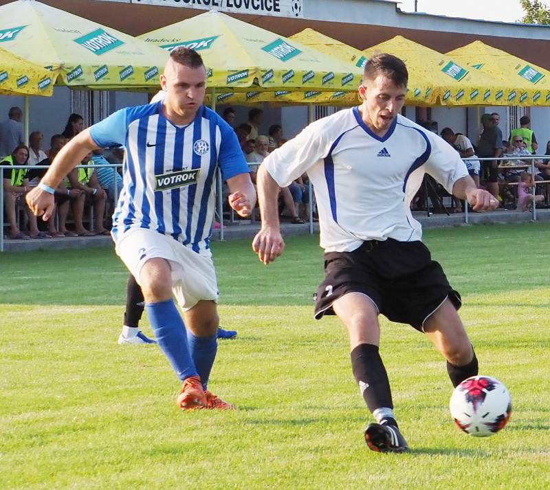 Fotbalový Votrok okresní přebor: TJ Sokol Lovčice - FK Chlumec nad Cidlinou C.