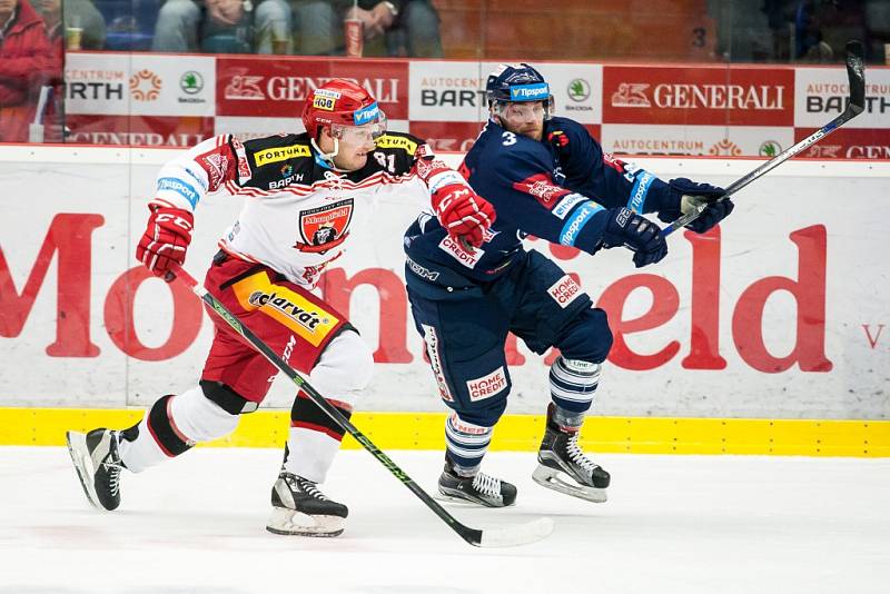 Hokejová extraliga: Mountfield HK - Bílí Tygři Liberec.