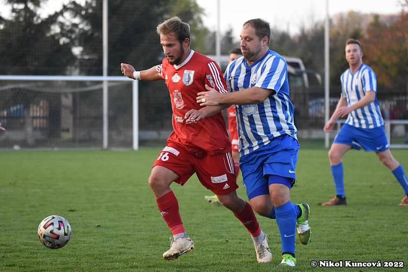 FK Dobrovice (modrobílí) - RMSK Cidlina Nový Bydžov 1:0