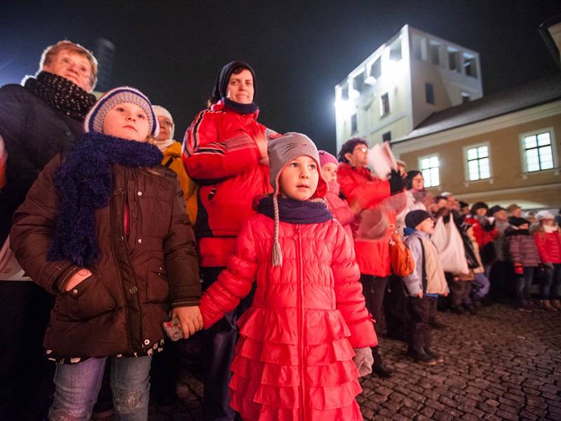 Česko zpívá koledy - Pivovarské náměstí, Hradec Králové (10. 12. 2014).