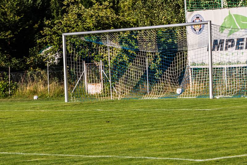 Železnice - Lázně Bělohrad 3:1.