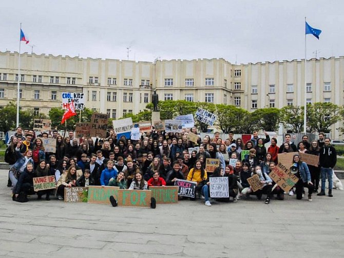 Studenti stávkovali za klima i v Hradci Králové.