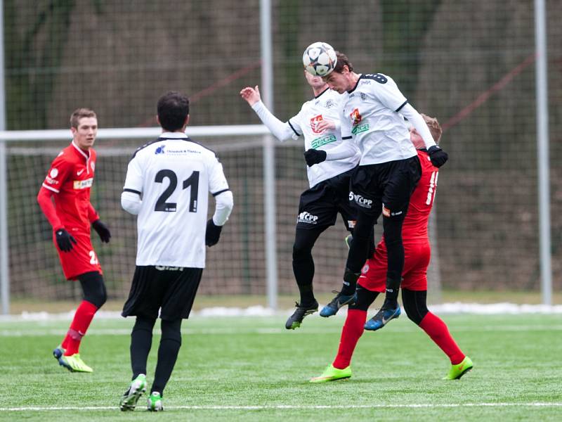 Fotbalová příprava: FC Hradec Králové - FC Zbrojovka Brno.