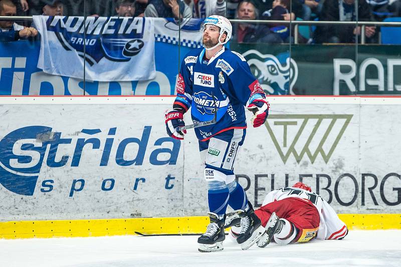 Čtvrtfinále play off hokejové extraligy: Mountfield HK - HC Kometa Brno.