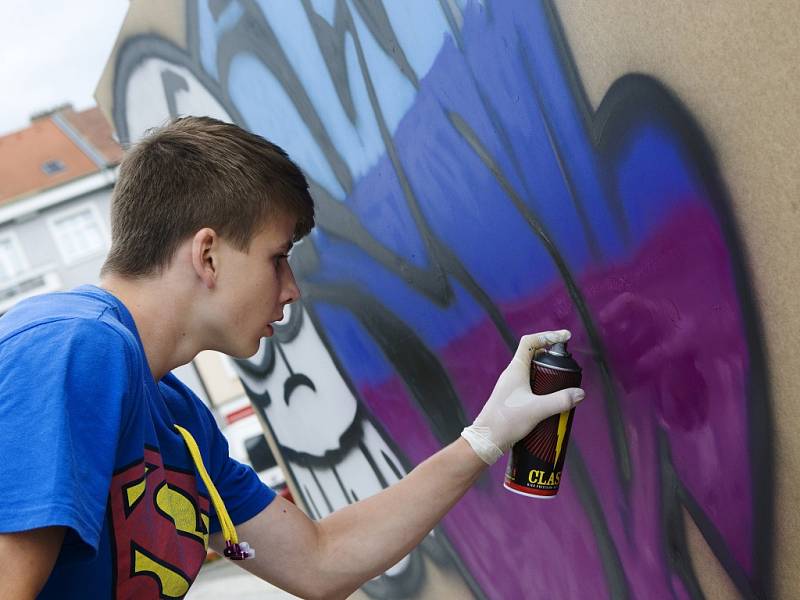 Graffiti Street Jam na Ulrichově náměstí v Hradci Králové.